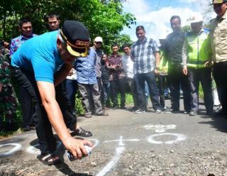 Jalan Dibangun, Diharapkan Petani Lebih Cepat Mengeluarkan Hasil Panen Sawitnya