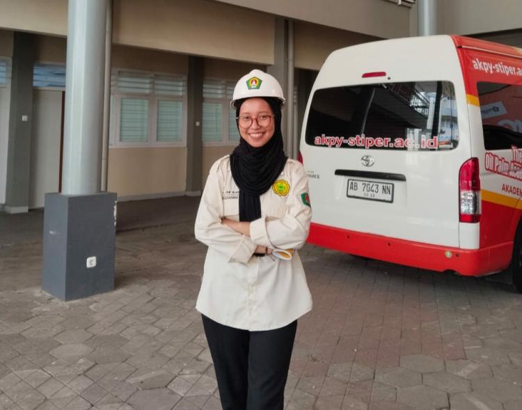 Kisah Naila Kurnia: Bercita-cita Menjadi Penegak Hukum, Malah "Terdampar" ke Sekolah Sawit