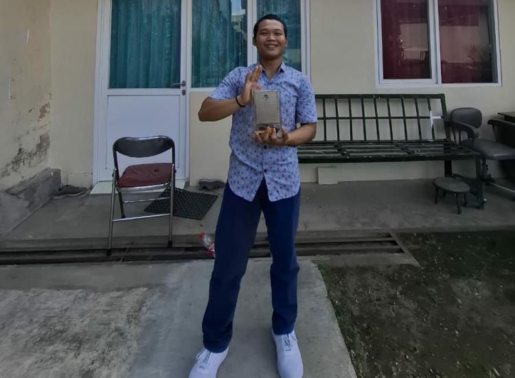Sempat Berhenti, Program Beasiswa Sawit BPDPKS Mengembalikan Dimas ke Dunia Akademis