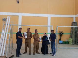 Dibantu Alat Olahraga oleh PTPN Regional 4, Kades Pinang Tinggi:  Alat Ini Memang Sangat Kami Butuhkan