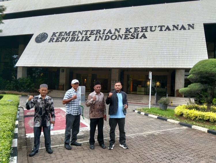 Cemas Kehilangan Mata Pencarian, Sejumlah Petani Sawit dari Jambi Datangi Kemenhut dan Satgas PKH