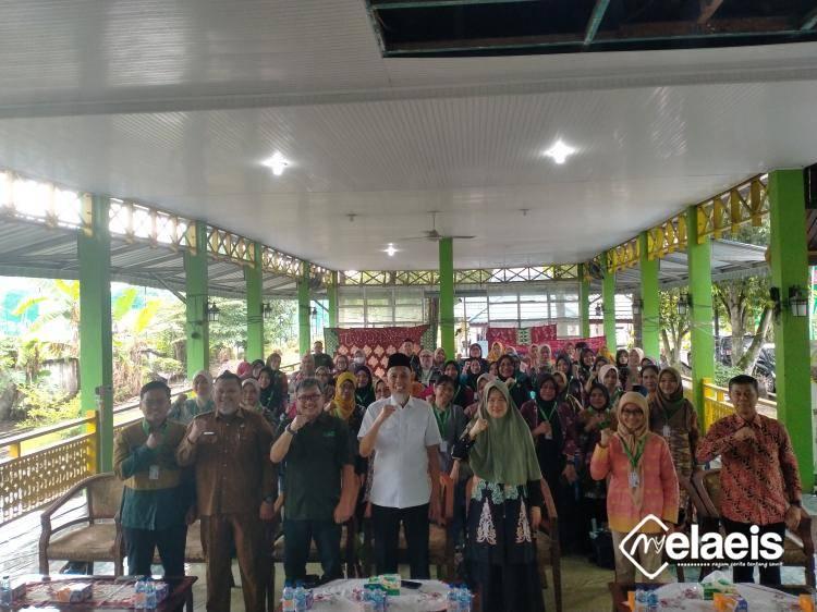 Berjalan Antusias, Workshop dan Praktek Produksi Batik Sawit Diikuti Puluhan Peserta
