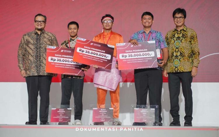 Berhasil Diciptakan, Alat Panen Sawit yang  Bisa Mengubah Energi Gerak Jadi Listrik Sendiri