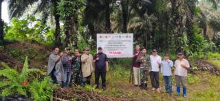 Kendati Lahan PT ALM Disegel Satgas PKH, Petani Tetap Menuntut Plasma