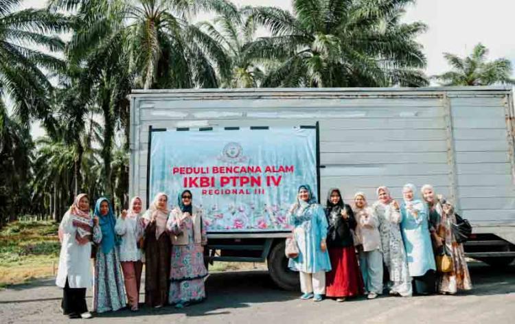 Total Bernilai Rp200 Juta, PTPN IV Regional III Riau Salurkan Bantuan di 3 Provinsi Terdampak Bencana