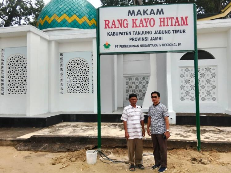 PTPN IV Regional IV Jambi Pasang Plang Baru Makam Orang Kayo Hitam