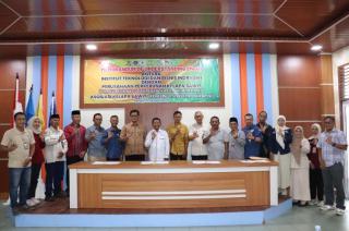 ITB Indragiri Teken MoU dengan Sejumlah Pemangku Kepentingan di Industri Sawit